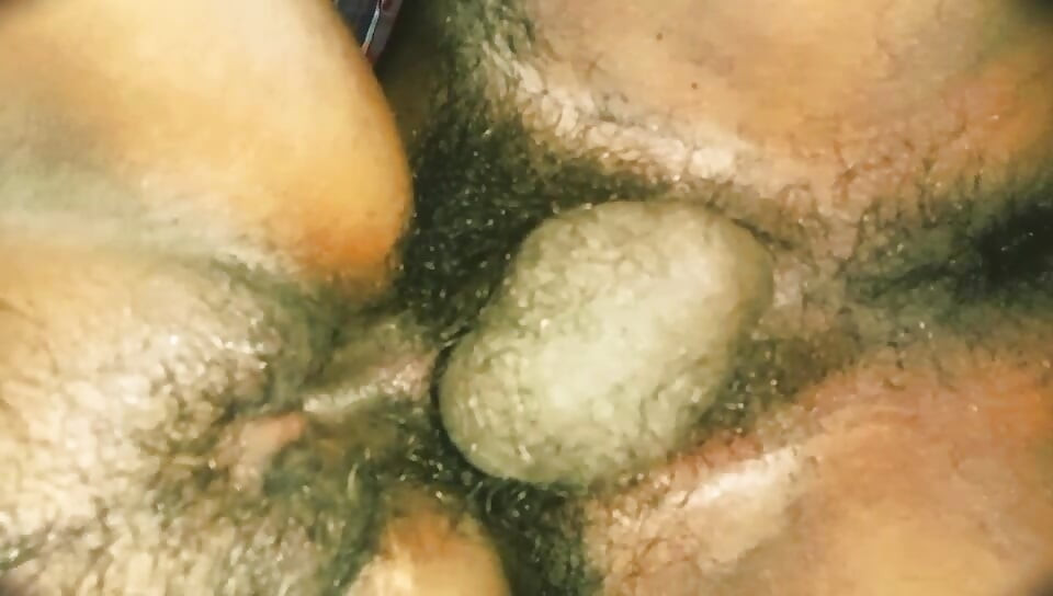 Desi Indian bhabhi ko devar ne doggy style mein chudai Kiya