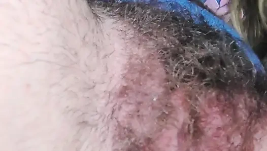 Пробуя новую стеклянную игрушку, я оставила все тесто