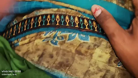 Sex incitant cu fată deci.  Videoclip sexual cu mătușă indiancă deci.  Mătușă Fuch de la prietenul tău. #sex #xxx #xhamaster.