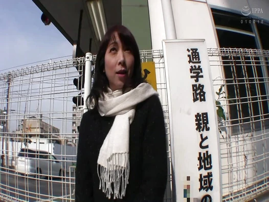 H053g01 a Good Wife with Sexless Items for More Than Ten Years.