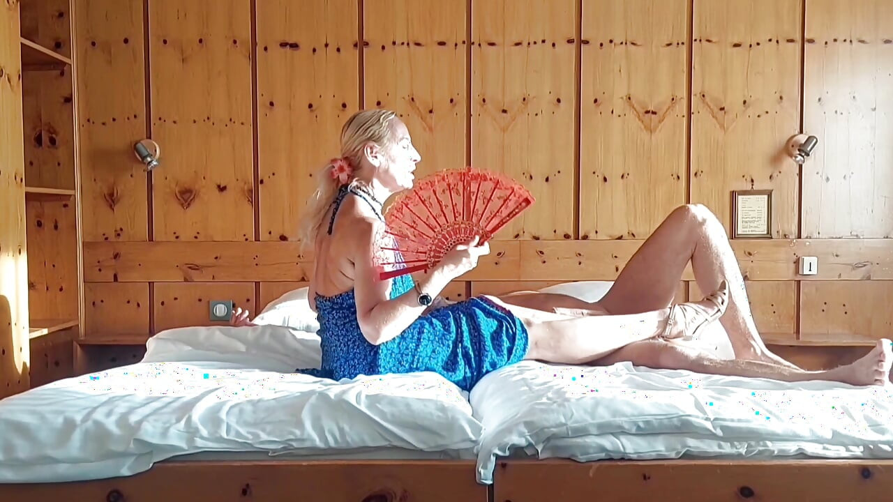 Selena's Posing, Sex Games in Heels