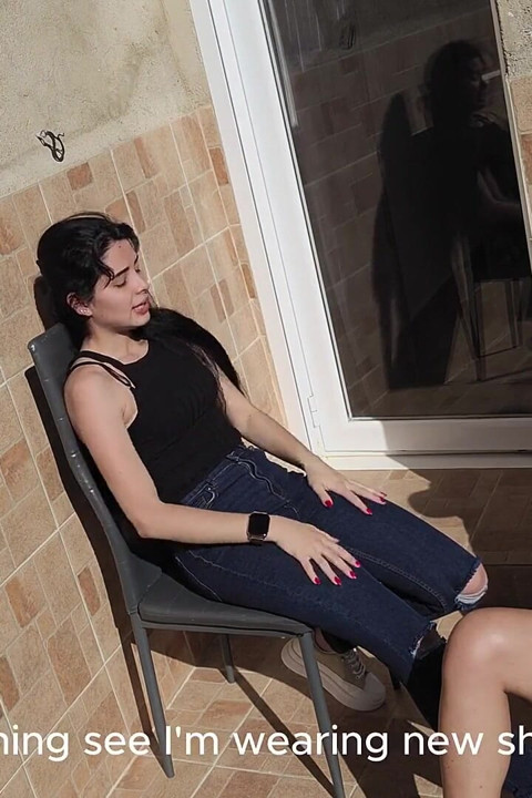 내 여친의 가장 친한 친구가 보지, 애널, 젖탱이, 발과 함께 만든 풋잡으로 최고의 사정