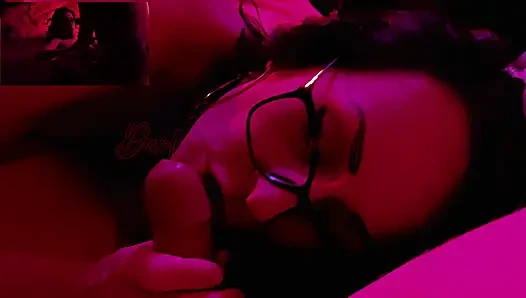 Succubus karımın ruhumu emmesine ve o amcığı boşaltmasına izin verdim