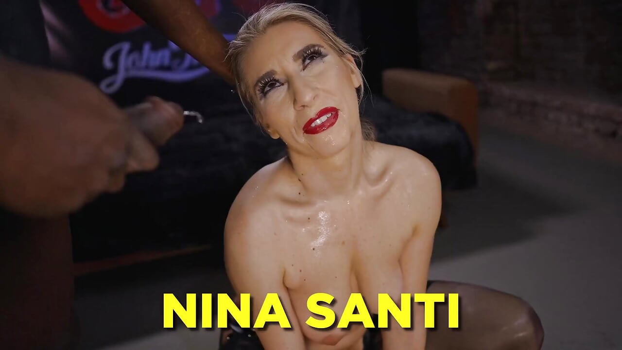 Daphne Klyde hardcore bbc blowbang - porra em todo o rosto!