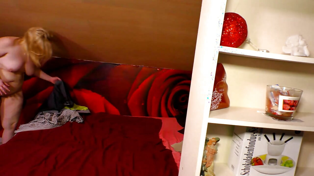 Grande gordita rubia coño follando en el dormitorio