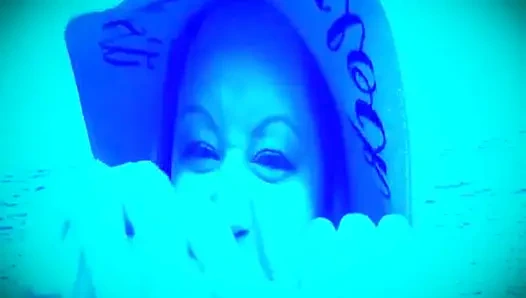 Kamp kadın kılıklı boi eğitim günü 1 kadın kılıklı klitoris ve gerçek adamın yarağı