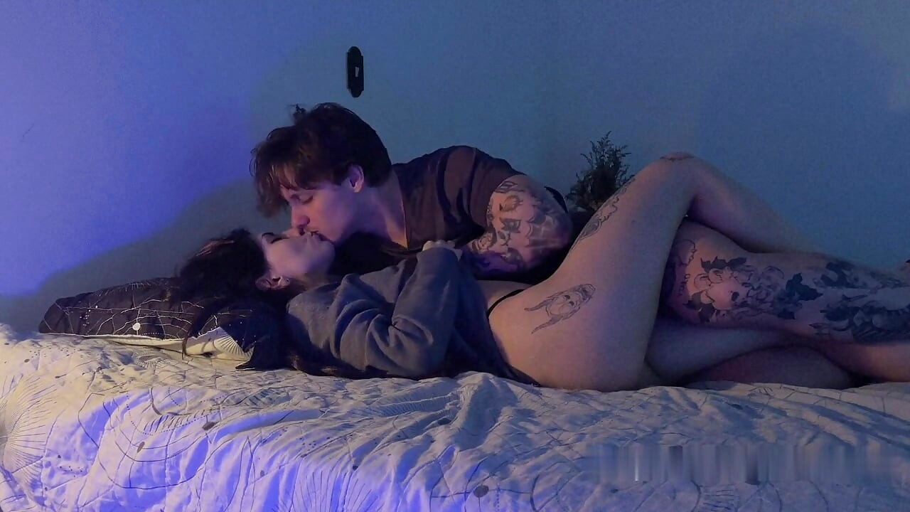 Intimate Bed Session with Real Couple - Slow Deep Missionary Full of Kisses