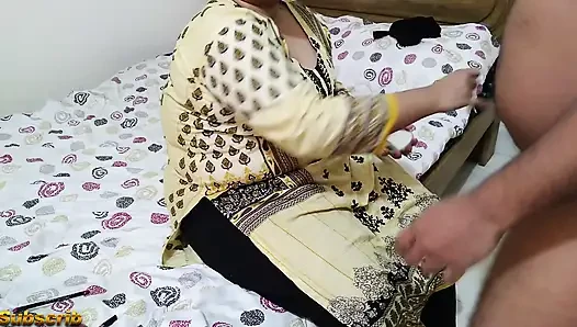 Aku ngentot memek perawan ibu tiri india yang masih perawan - audio jernih bahasa india