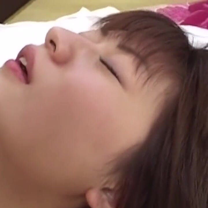 Young Asian Wife Takes Deep Strokes and Facial