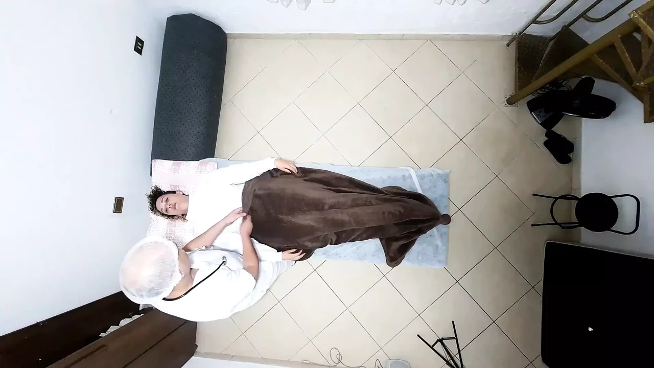 The gynecologist examined the sick patient’s ass and pussy and, as a treatment, he came in her ass.