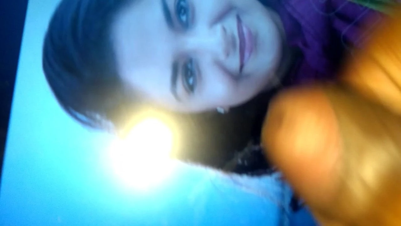 Keerthi suresh 3 rd cum bắn không bao giờ