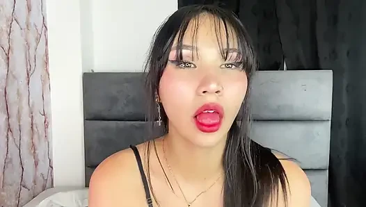 Мой язык порок и жаждущий
