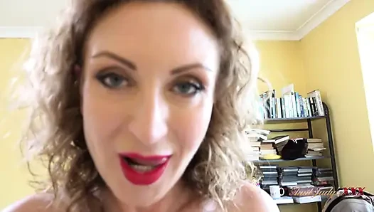 AuntJudysXXX - Your Hot MILF Stepmom Julia North Cleans Your Room and Sucks Your Cock
