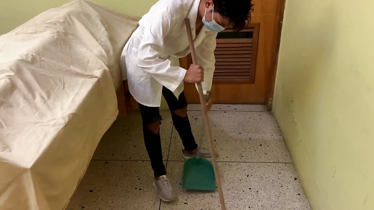Hot fuck med en veldig kinky zombie