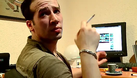 Amatör ilk porno çekimini dört gözle bekliyor