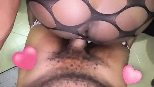 Valentine gift came in so early from my cheating ex, I wonder where she said she was going to her boyfriend on February 14