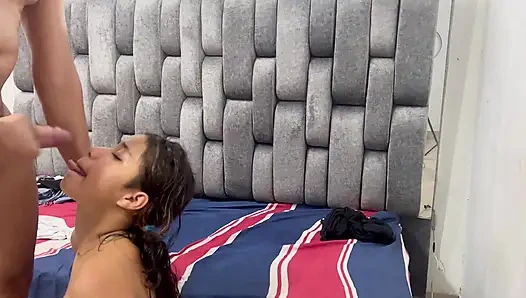 Genç 18+ üvey kız kardeşimin bekaretini alıyorum