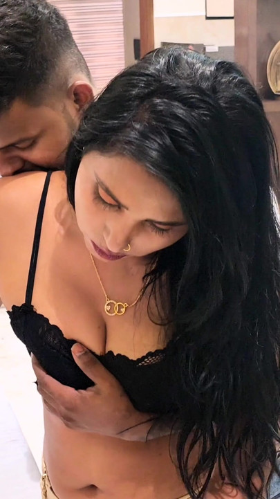 Indian Desi Hot Ggirl Hardcore Fuck Sex and Suking Big Cock, Hindi Audio Video | Clip 1