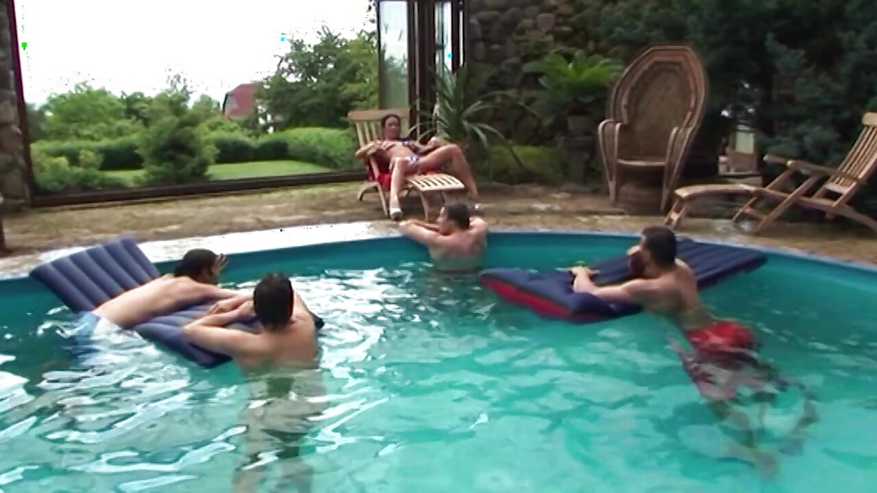 Hardcore gangbang with this sexy beauty milf in the pool