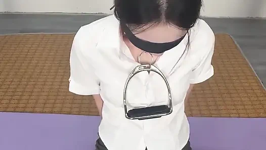 An Office Lady, After Work, Secretly Asks Her Host for a Job Appointment Behind Her Boyfriend's Back