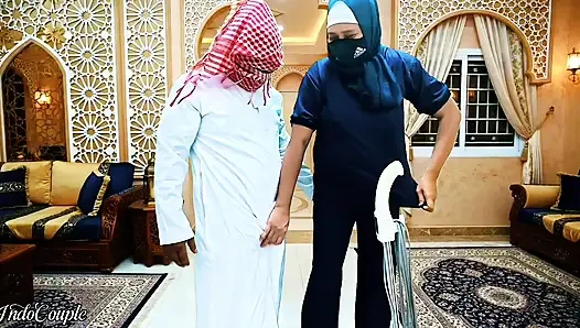 Muslim Hijab Enak bos Perawan Bandung pengen aku nyepong kontol kecil pembantu rumah tangga di Saudi
