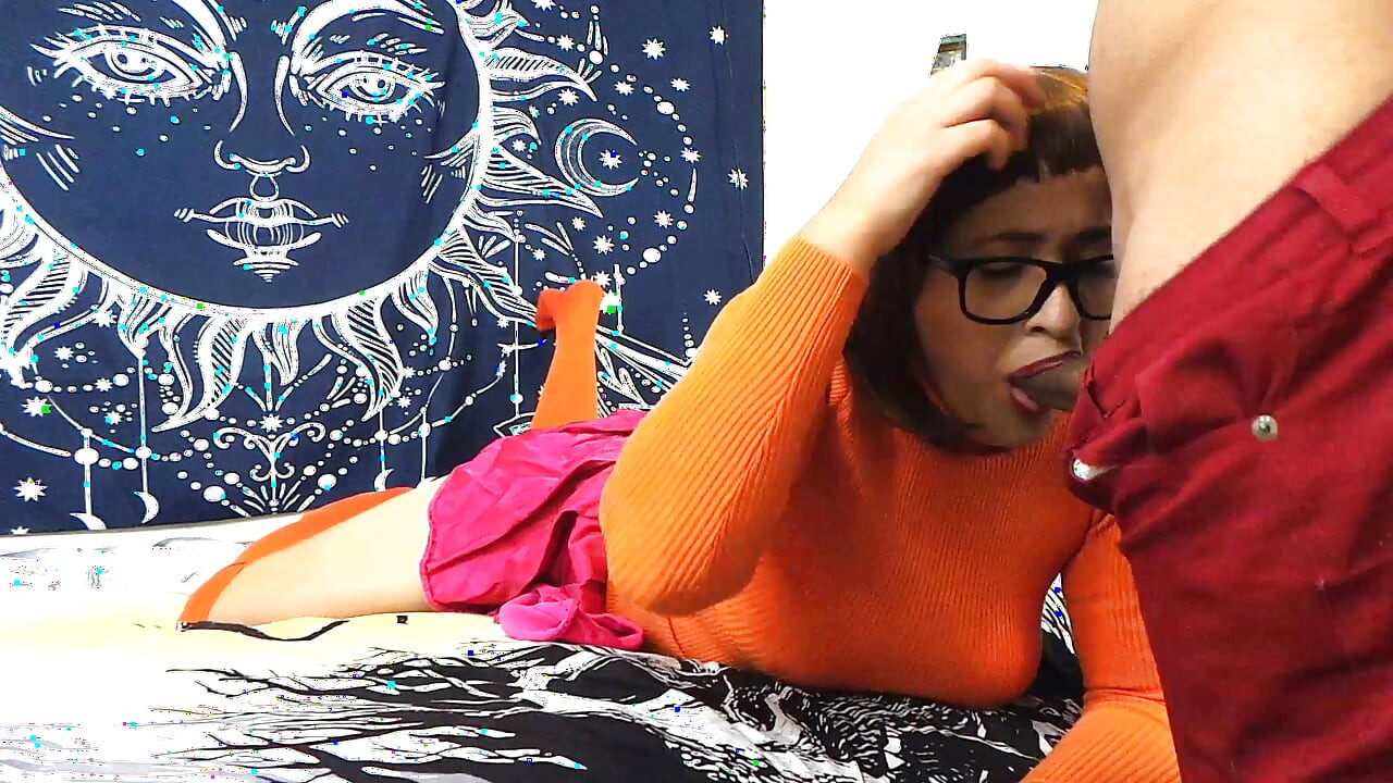 Velma chupa um estranho