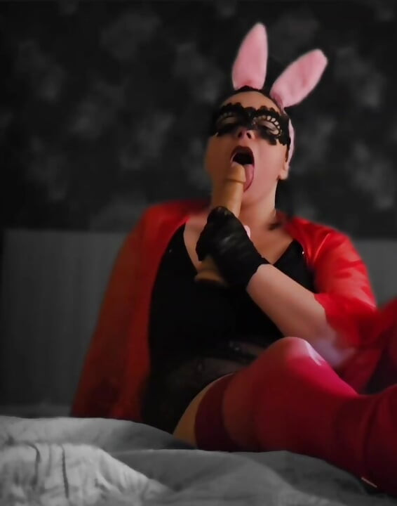 Dildo, riding, masturbation