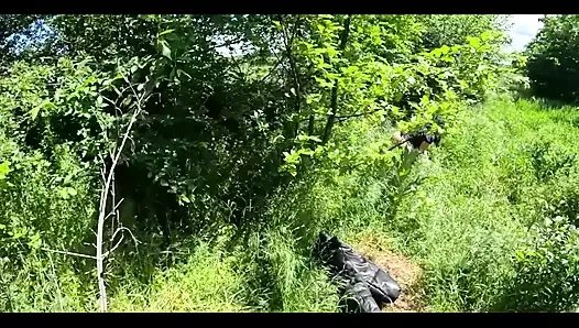 Hot Outdoor Blowjob