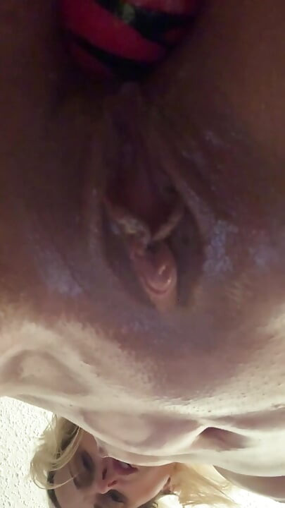 ऊपर क्लोज तेल से सना हुआ suzy Wylde