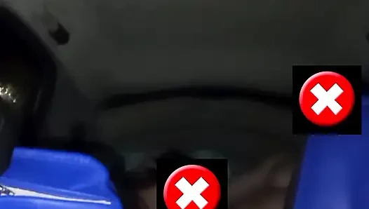 Arabada en iyi seks ve dışarıda yağmur yağıyor!