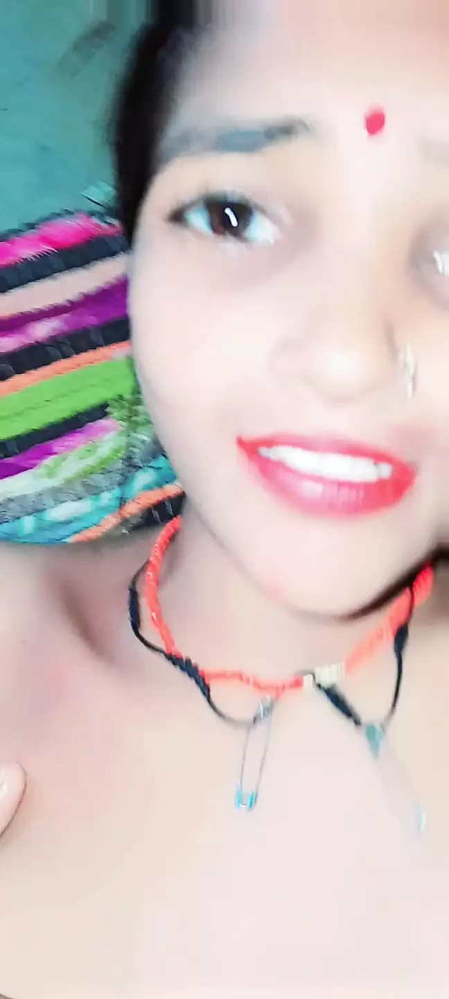 Sexy wife is desperate for hardcore sex,Indian Kissing Mature milf cannot resistDesi Amma ki saree utar kar Nangha Kiya
