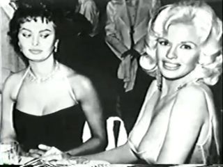 Sophia Loren erklärt Jayne Mansfield, Side-Eye