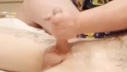 Массаж пениса с минетом со спермой в рот No4