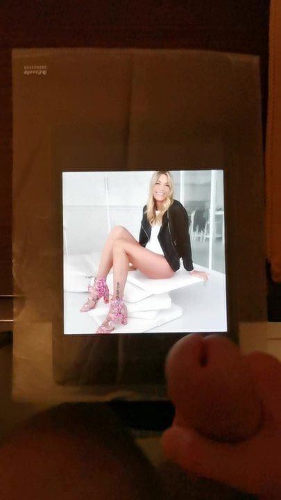 Cum on Elenoire Casalegno