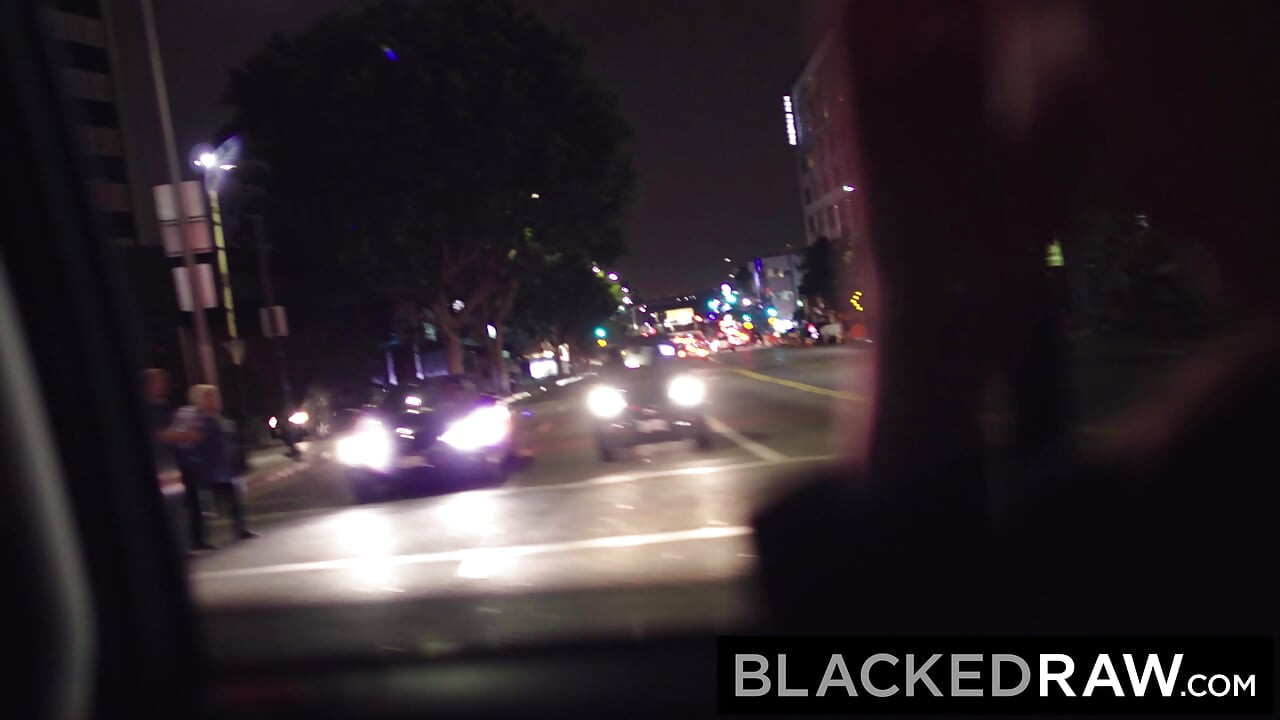 BLACKEDRAW - Baddie Gypsy Rose สุดฮอตโดนสองควยและใช้เหมือนของเล่น