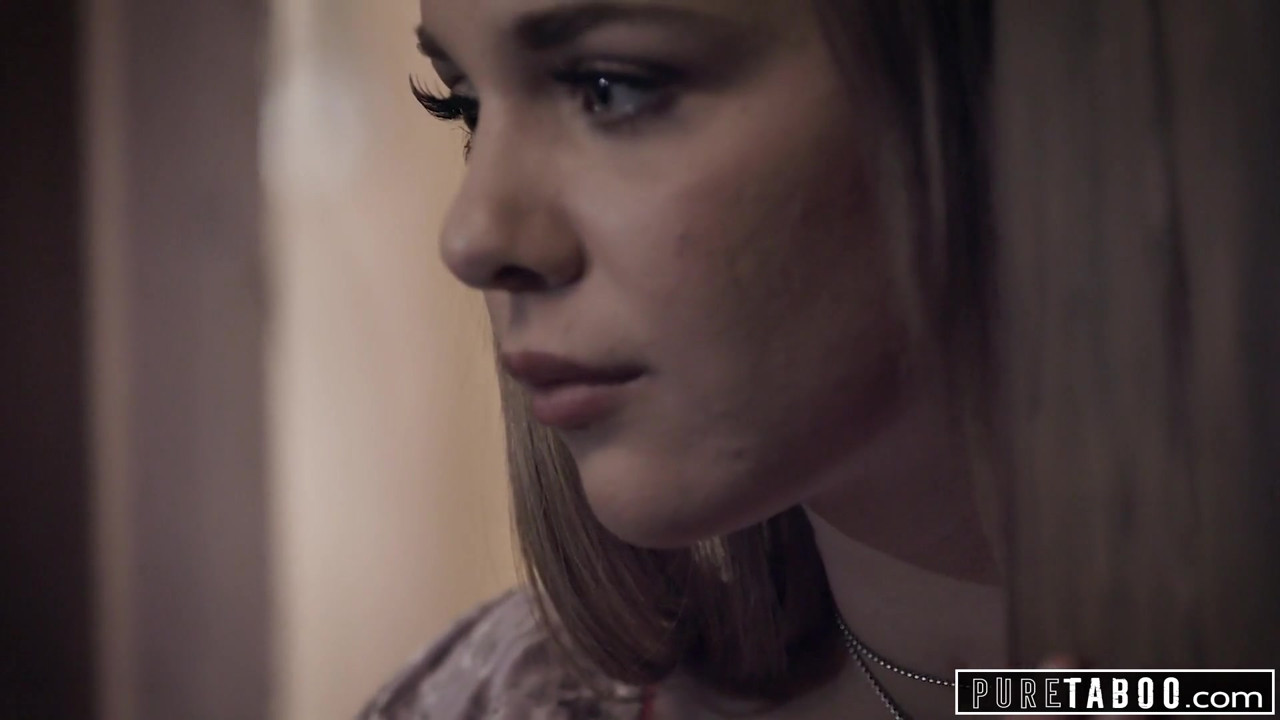 欲求不満のカップルはベビーシッターとセックスしたい