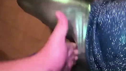 Parlak tayt deve toynağı dansı, gırtlağına kadar alma ve amcığıma boşalma