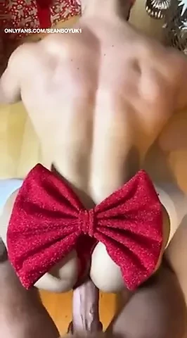 Mmm