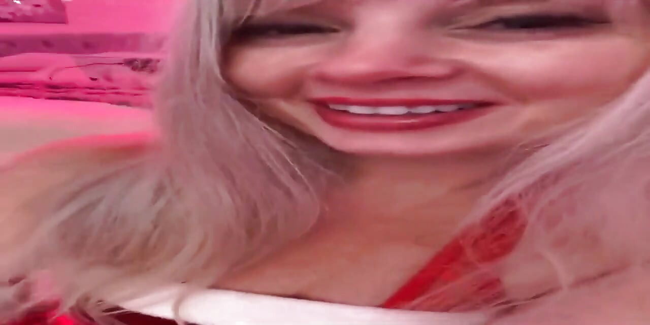 743612078274650112.mp4