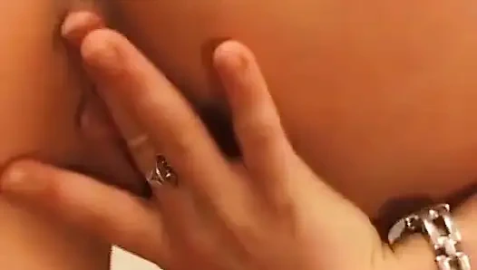 Almanya'dan bu sarışın hatun oyuncu seçmelerinde nasturbates yapıyor