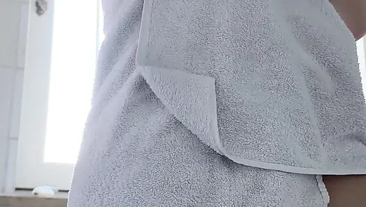 Anda datang kepada saya di bak mandi