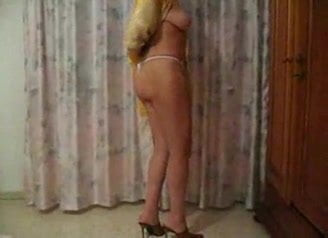 amateur mature doggy style