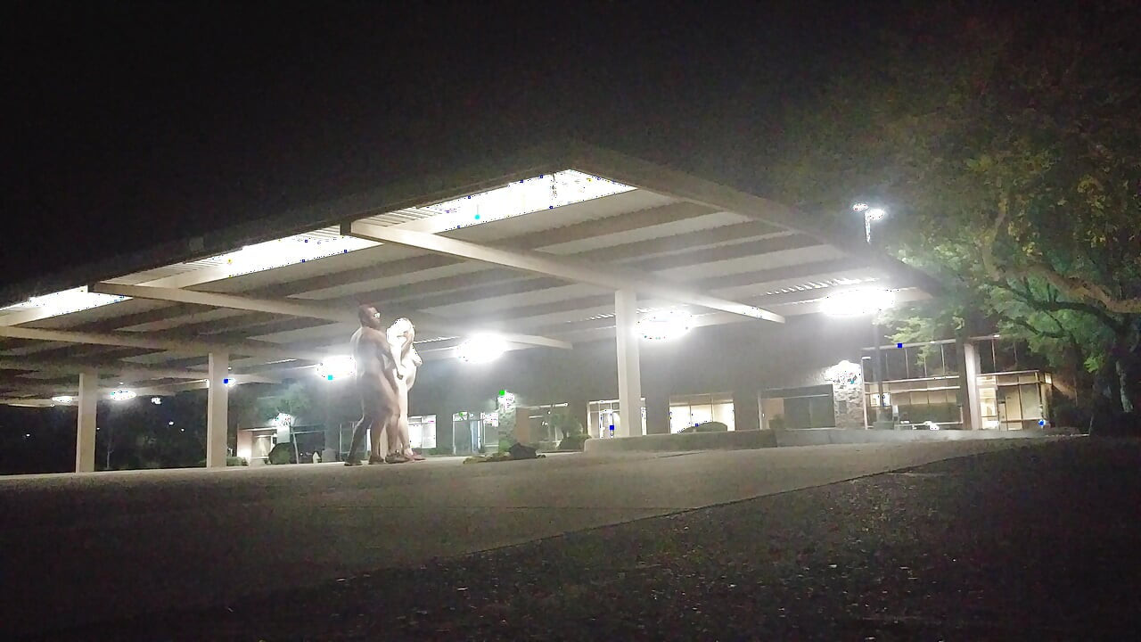 Risky sex in an empty parking lot!