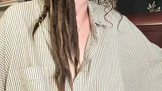 Mami hat deinen rauchenden fetisch entdeckt und lässt deine fantasie wahr werden