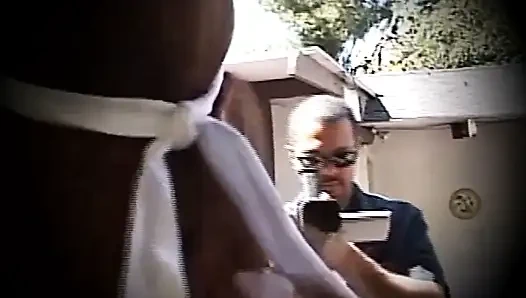 Rumen kız aynı anda 4 alıyor