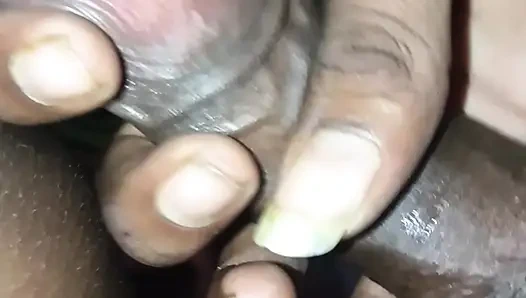 Üvey kız kardeş ve üvey erkek kardeş kötü odada