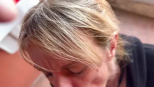 WASCHMASCHINE - DIE NACHBARIN LUTSCHT SCHWANZ UND ICH KOMME IN IHREN MUND