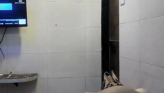 Ich esse den dicken arsch meiner freundin und ich habe sie sehr hart gefickt