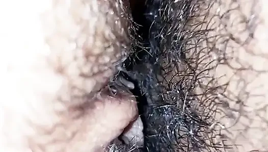 Küçük yarak vajinanın derinliklerine inmiyor ve orgazm getirmiyor sadece hayal kırıklığı