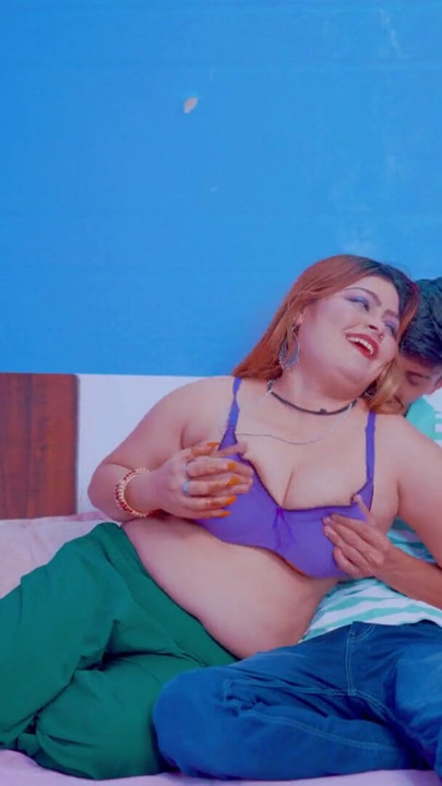 Big boobs hot newly married couple enjoyed their first suhagrat night | Clip 1